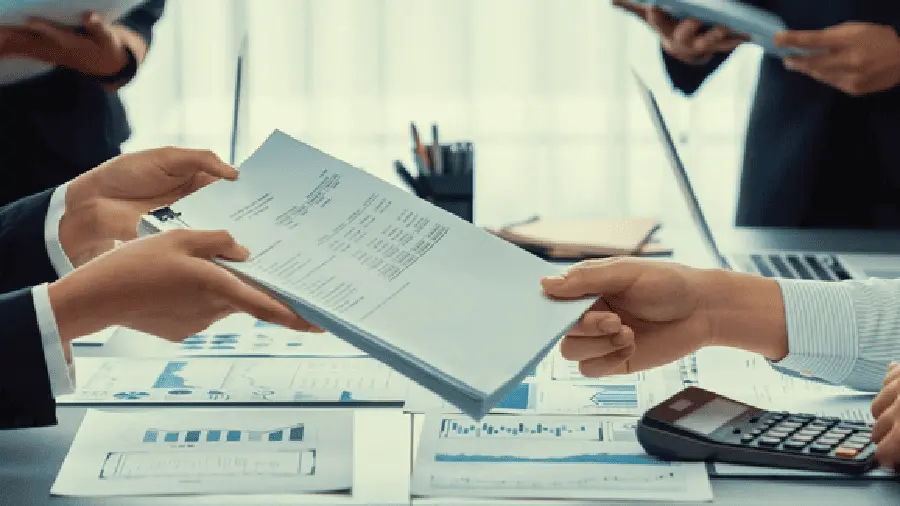  إدارة حسابات التواصل الاجتماعي