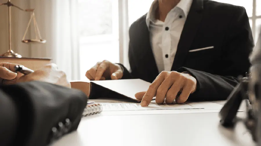  إدارة حسابات التواصل الاجتماعي