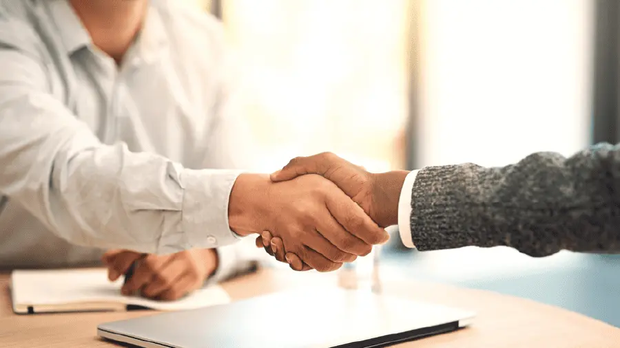  استضافة مواقع في الكويت