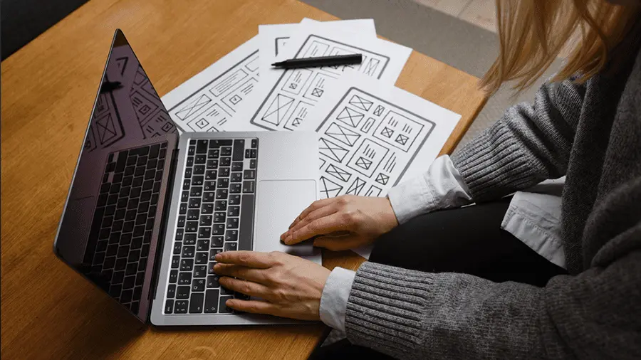 دليل شامل لـ إنشاء موقع إلكتروني احترافي خطوات وأدوات تحتاجها للبدء 2025 4 إنشاء موقع إلكتروني