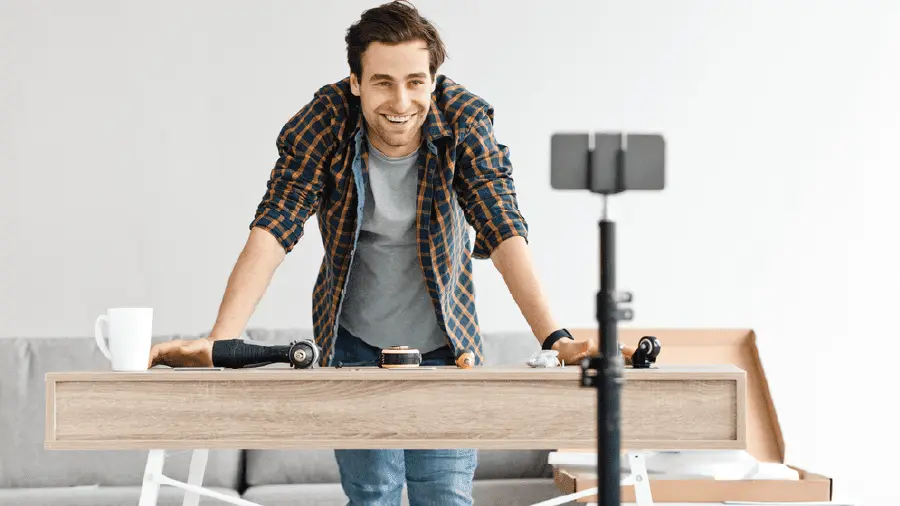 خطوات قص الفيديو لتحسين تدفق المشاهد 2025 1 خطوات قص الفيديو