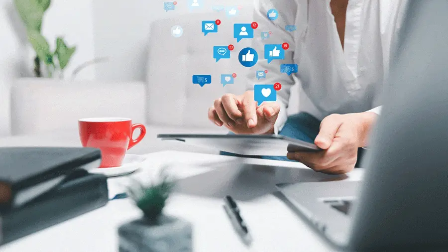 الإعلانات المدفوعة