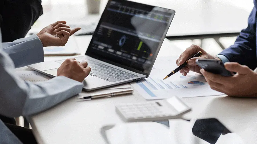 أفضل استراتيجيات الإعلان على فيسبوك لزيادة المبيعات 2025 3 فيسبوك