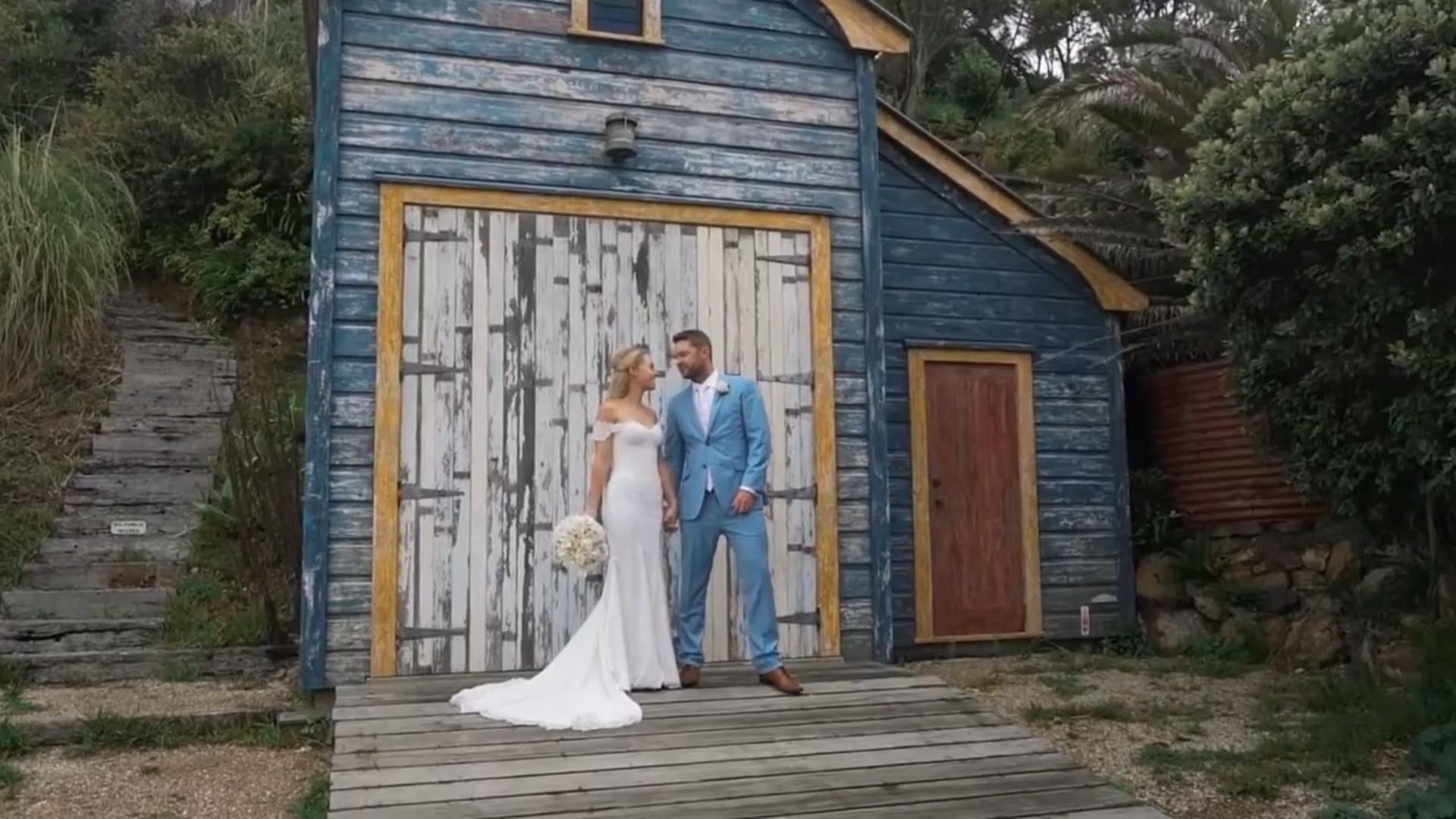 10 Light Leaks Presets