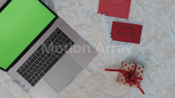 Searching Gift On Internet