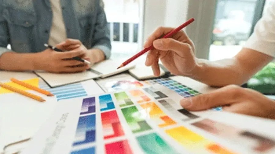 كيفية تصميم هوية بصرية تترك انطباعاً قوياً لدى الجمهور 2025 4 تصميم هوية بصرية