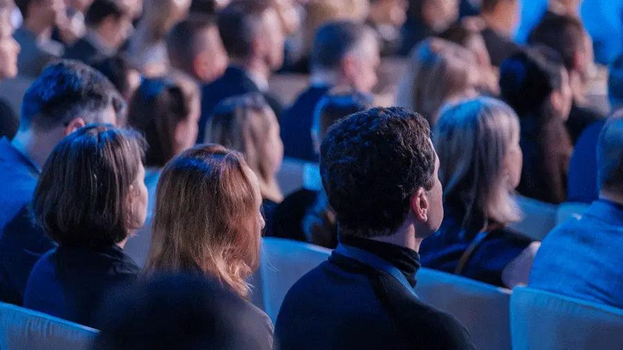 فيسبوك لايف